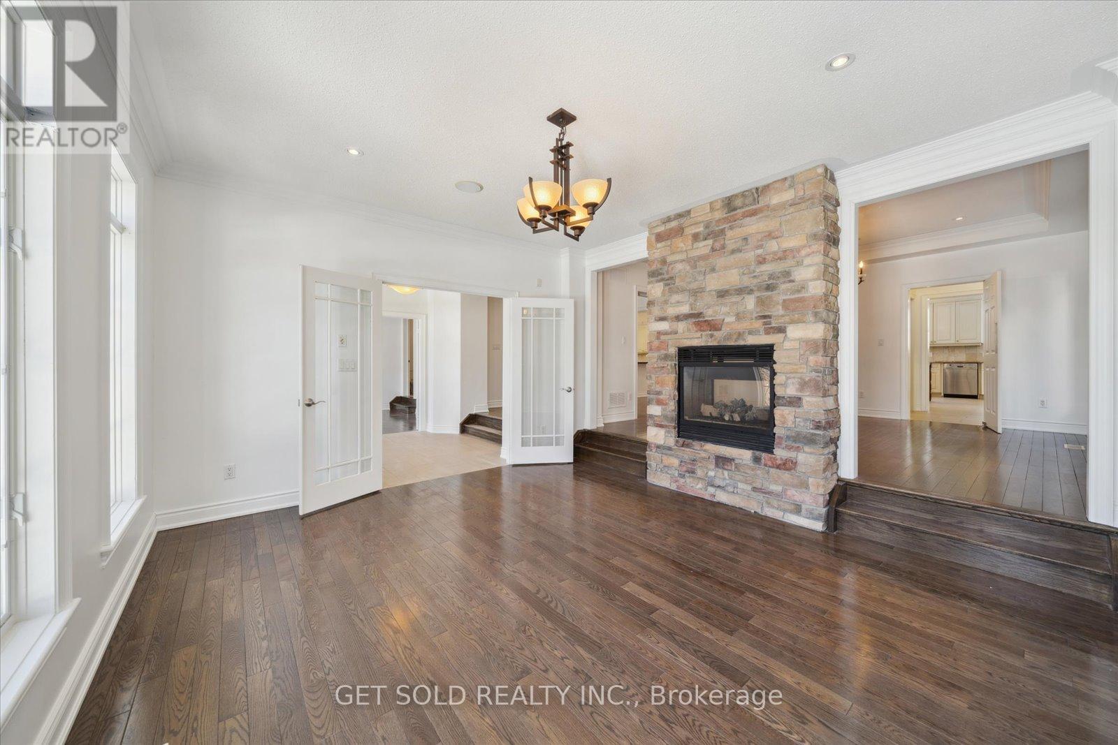 65 PRESERVATION PLACE - 8