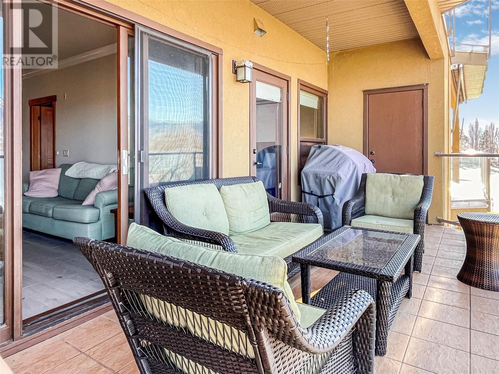 2418 LAKESHORE Drive Unit# 302, Osoyoos