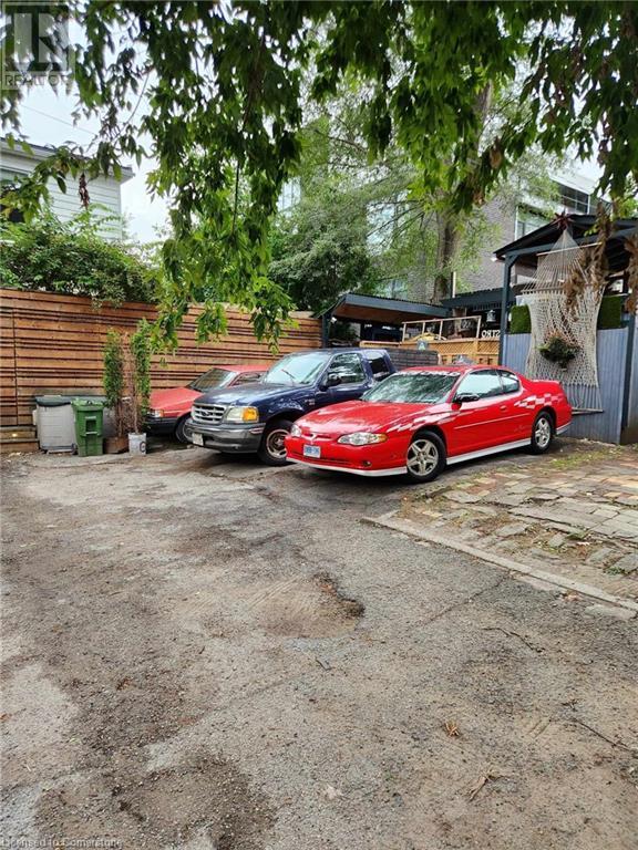 Photo 18 of 719 Kingston Road, Toronto ON