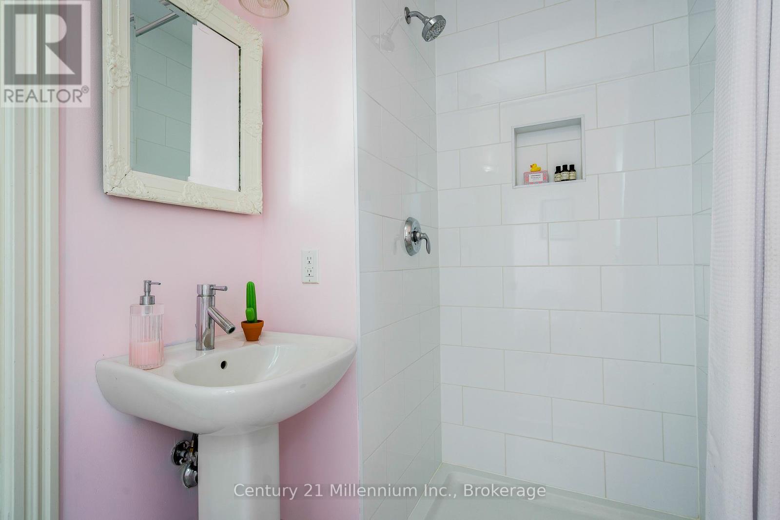 Photo 28 of 794093 County Road 124, Clearview ON