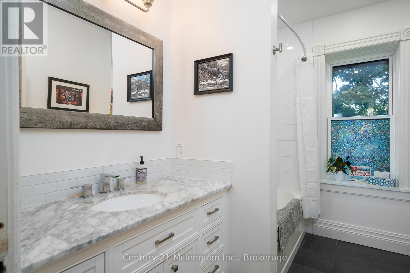 Photo 47 of 794093 County Road 124, Clearview ON