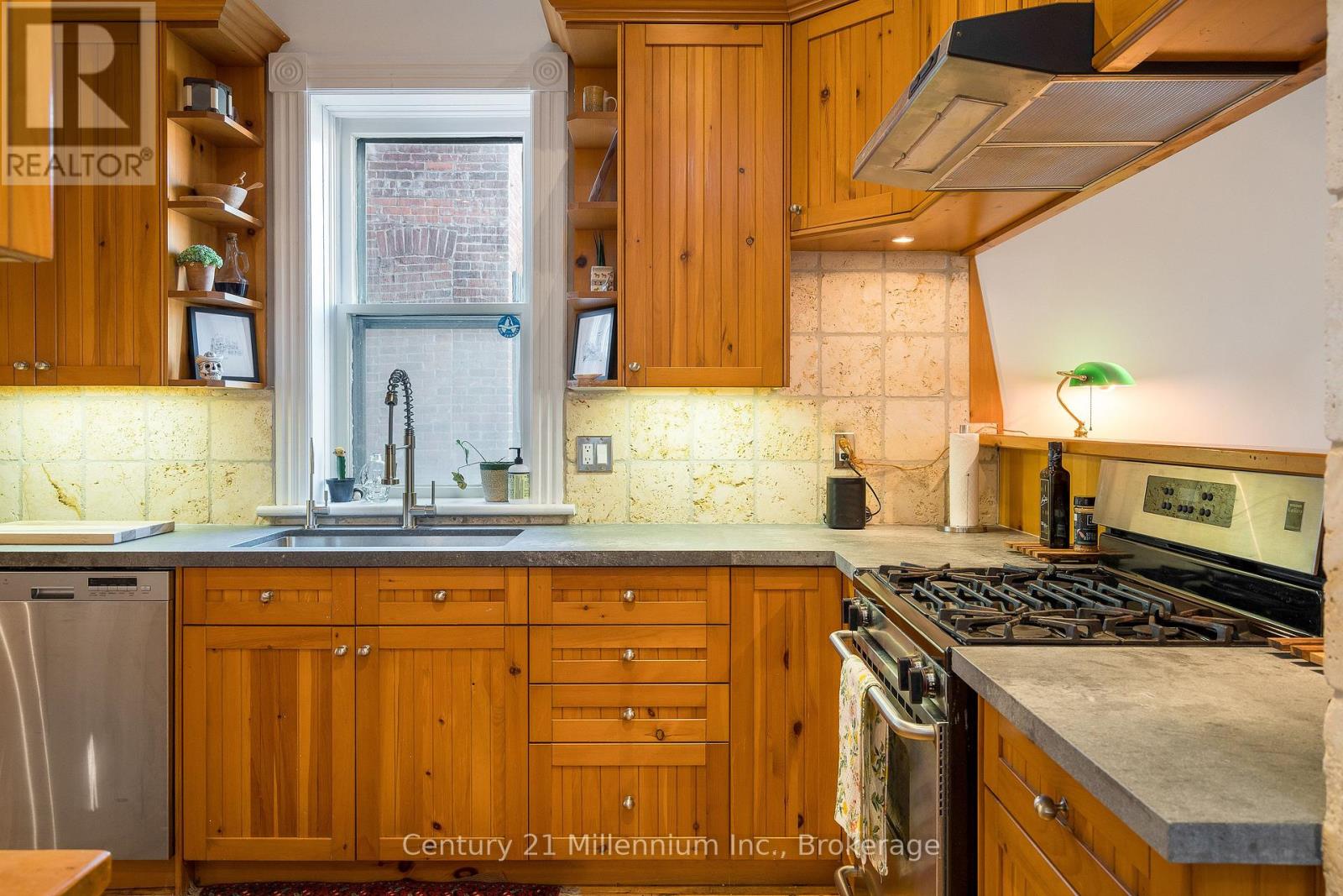 Photo 5 of 794093 County Road 124, Clearview ON