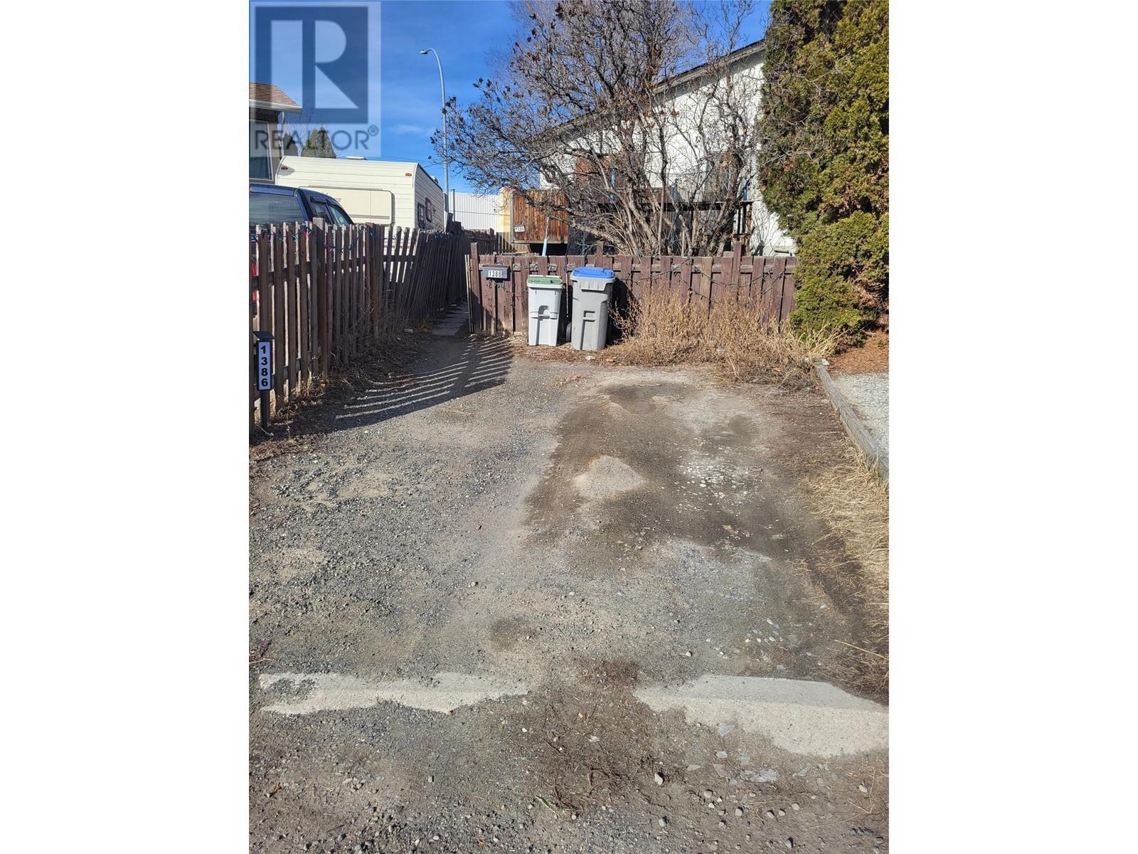 1386 Ottawa Place - 1