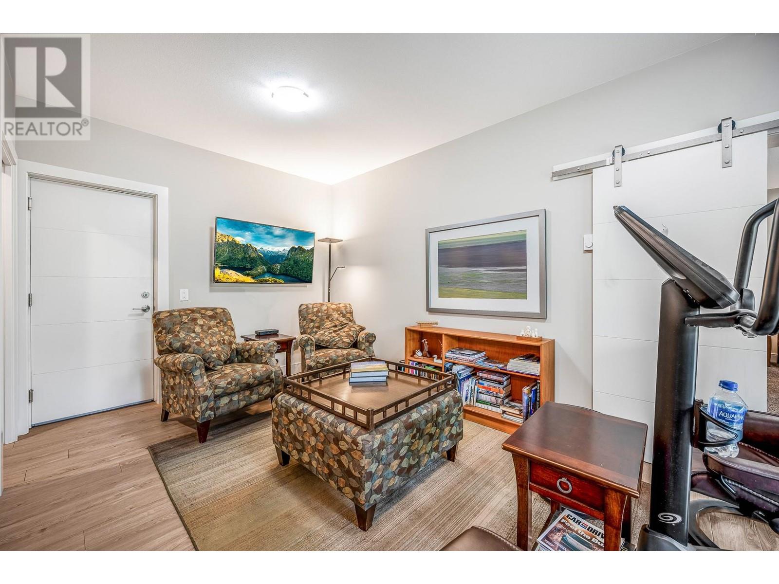  900 Stockley Street, Kelowna