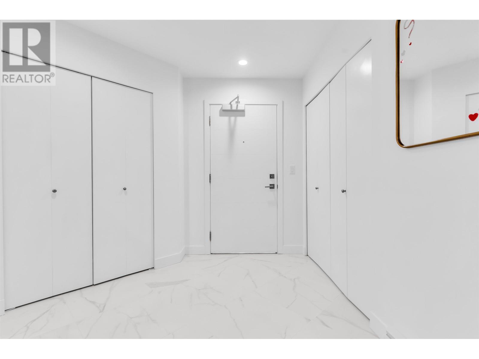 202 11703 FRASER STREET, Maple Ridge