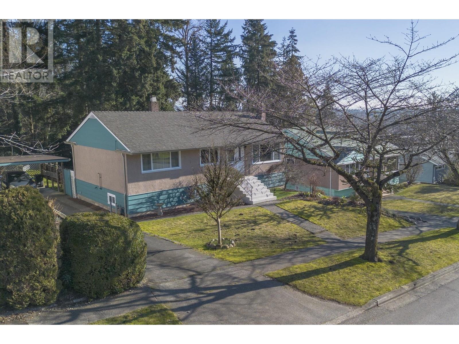 Photo 29 of 8222 Joffre Avenue, Burnaby BC