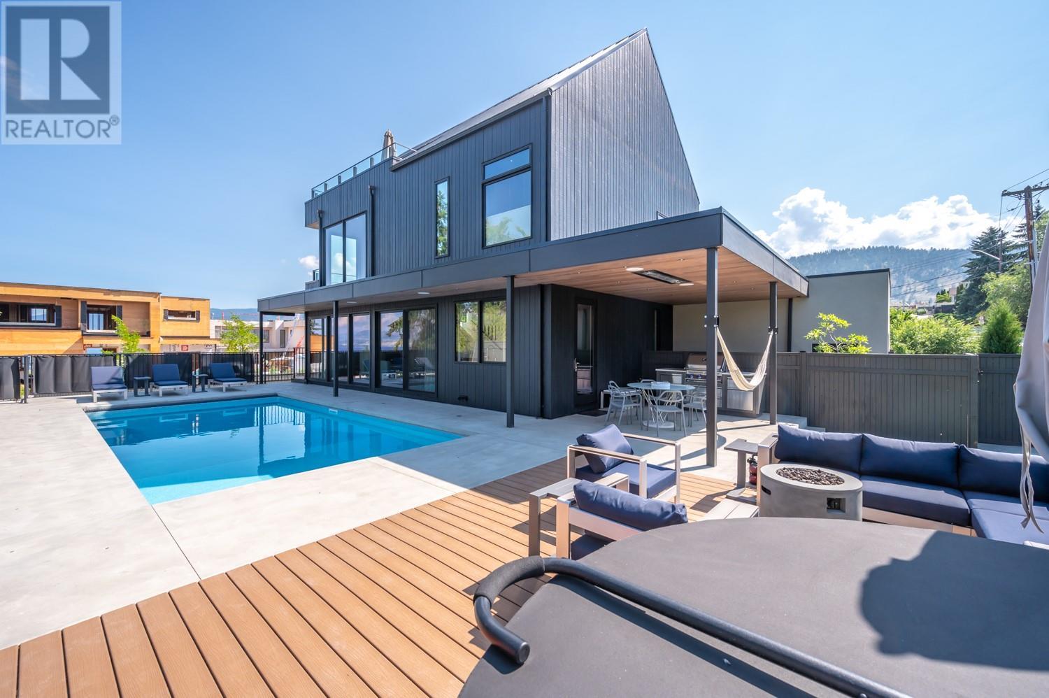 681 Vancouver Avenue, Penticton