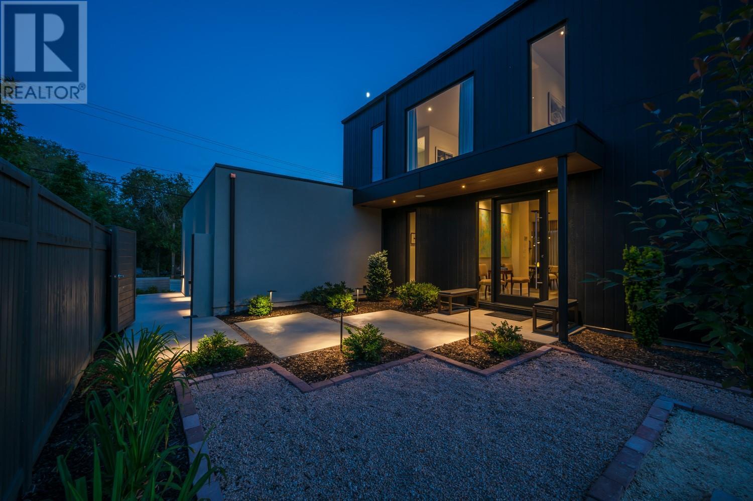 681 Vancouver Avenue, Penticton