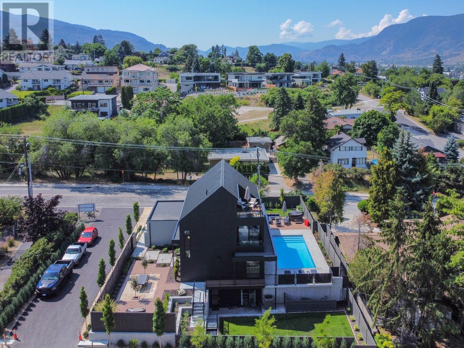 681 Vancouver Avenue, Penticton