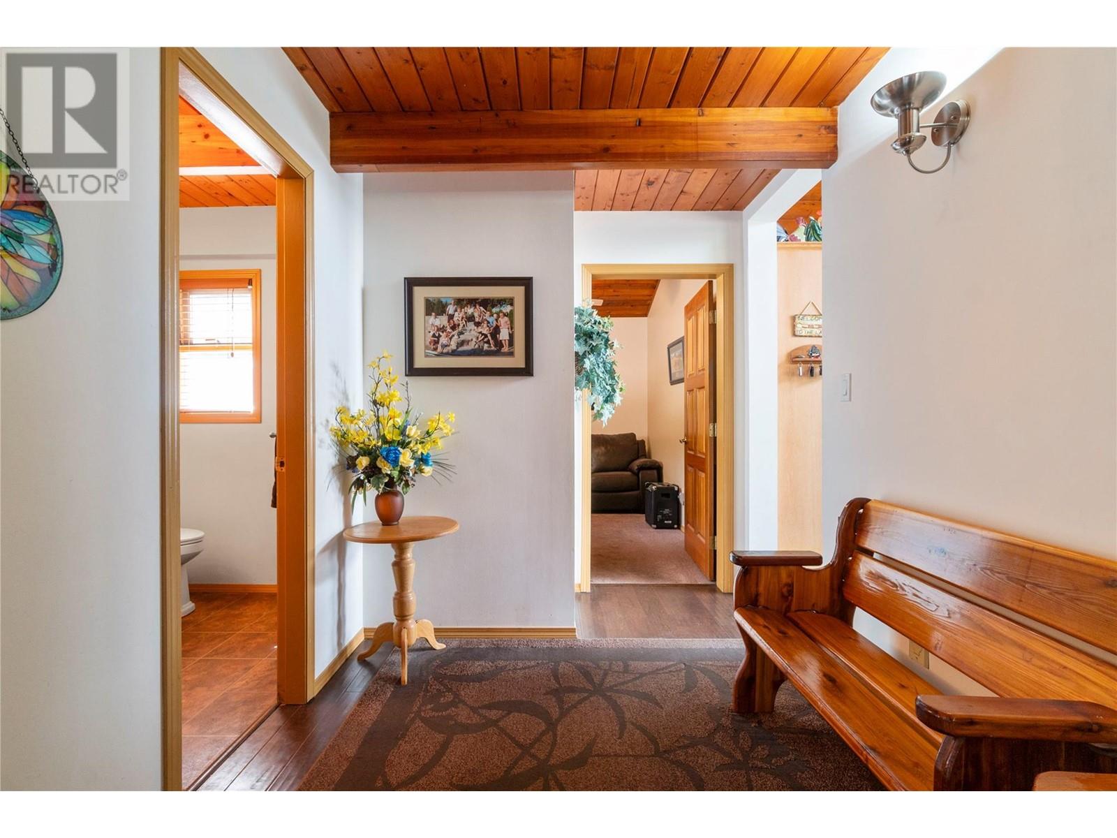 2647 Blind Bay Road, Blind Bay