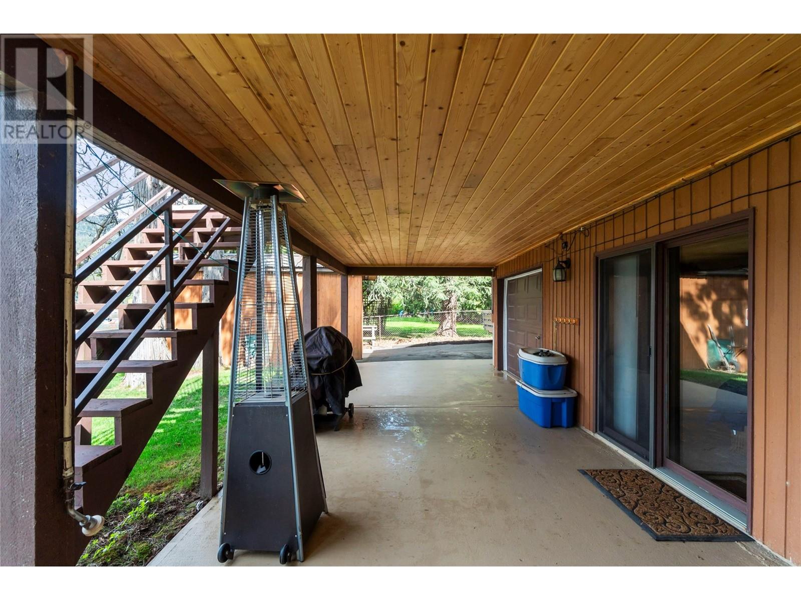 2647 Blind Bay Road, Blind Bay