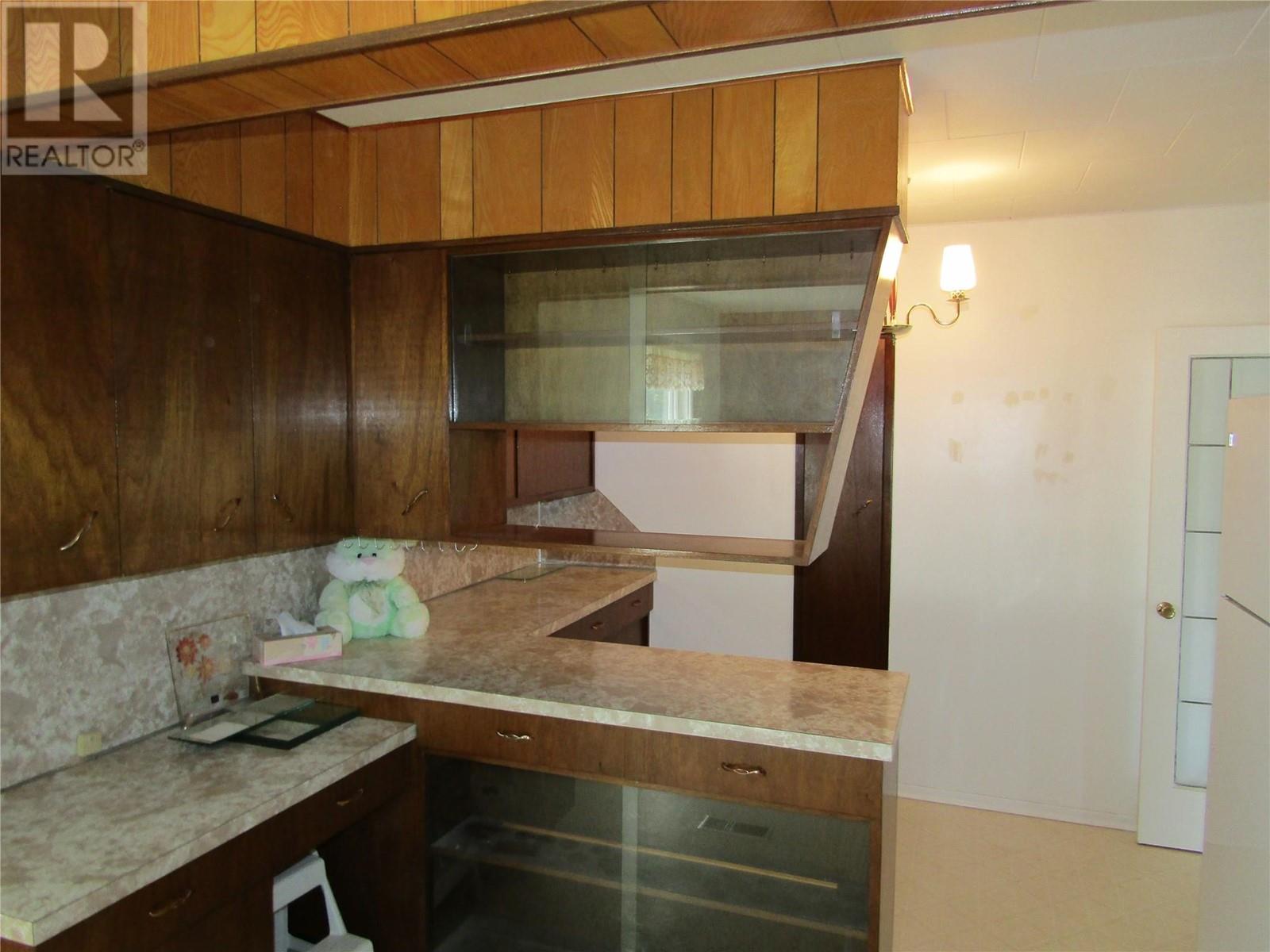 5300 HILLVIEW Road, Grand Forks