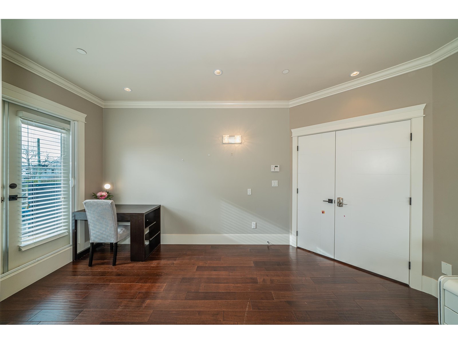 15807 BUENA VISTA AVENUE, White Rock real estate listing R2972531