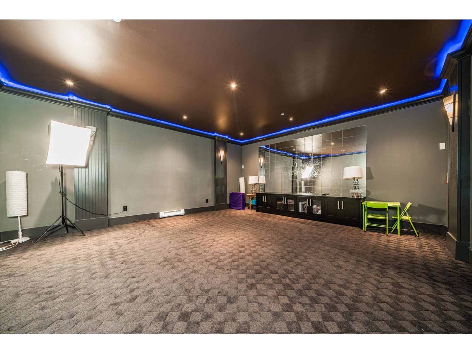 15807 BUENA VISTA AVENUE, White Rock real estate listing R2972531