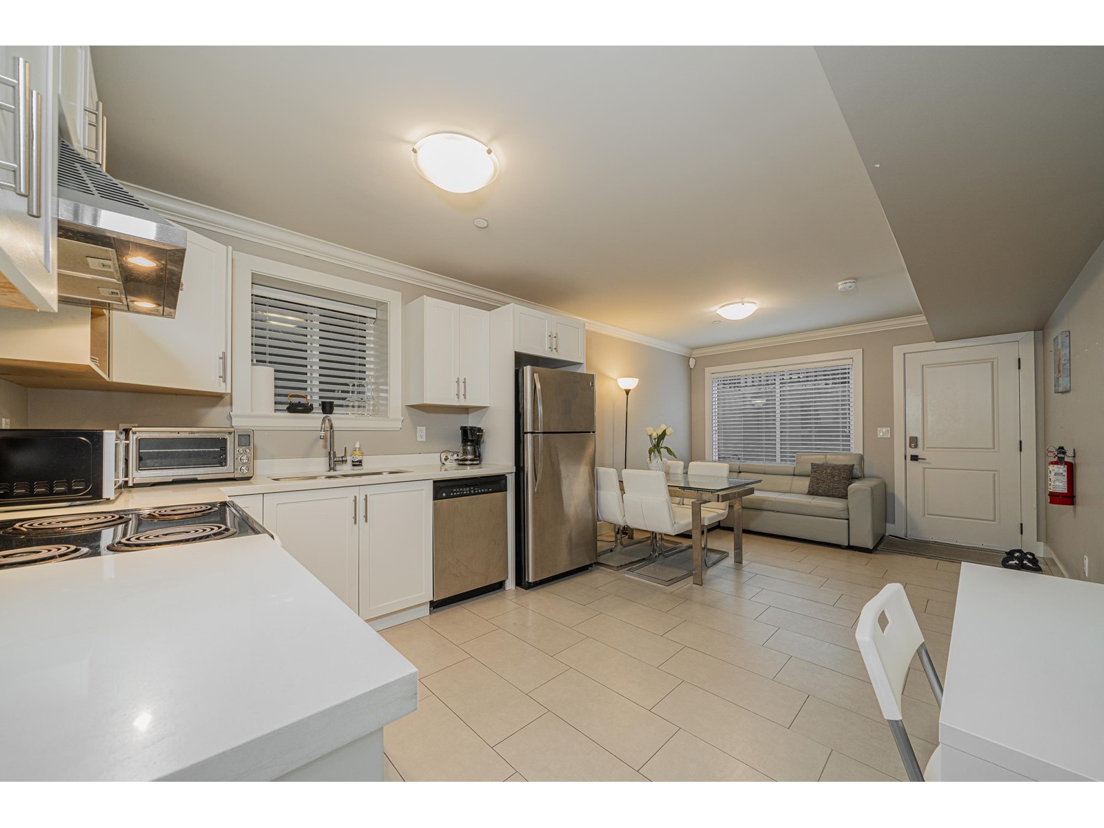 15807 BUENA VISTA AVENUE, White Rock real estate listing R2972531