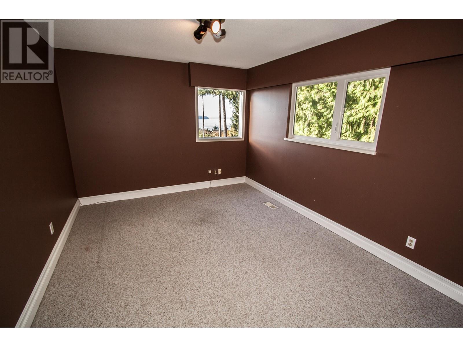 4032 RIPPLE ROAD, West Vancouver real estate listing R2972433