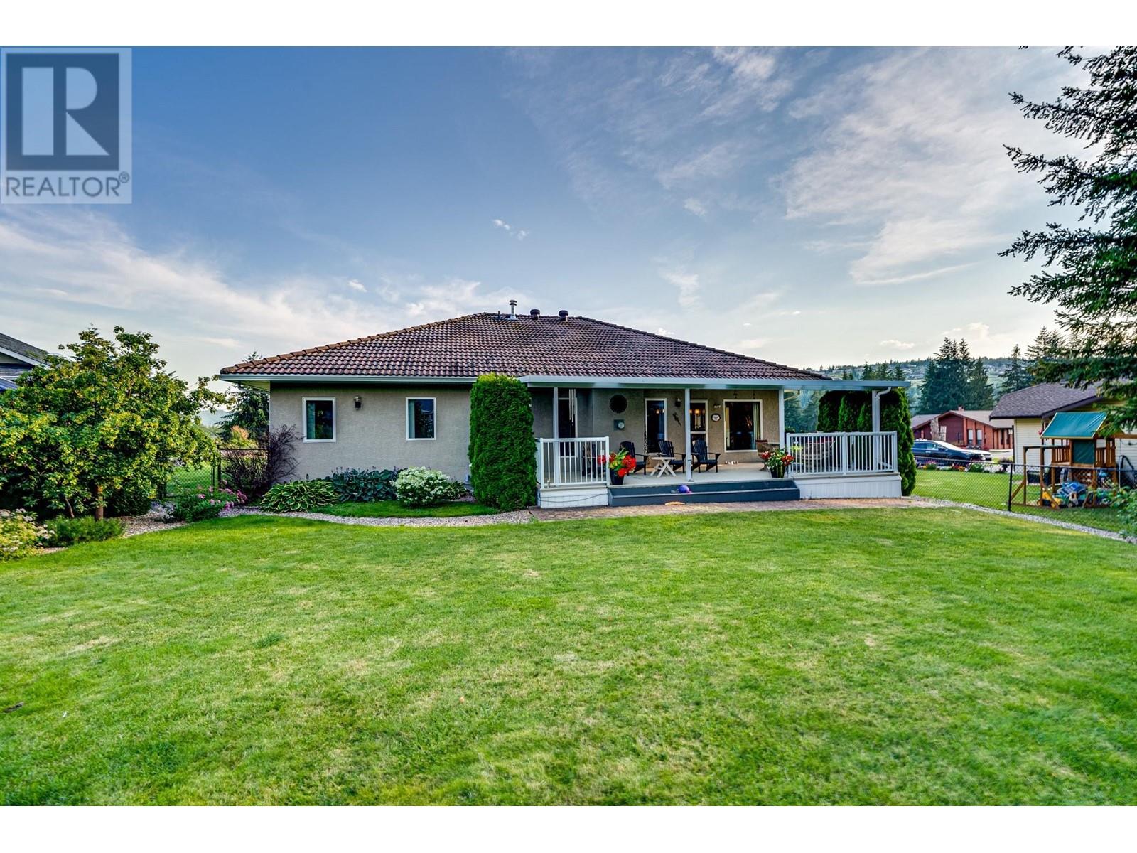  2642 Golf View Place, Blind Bay