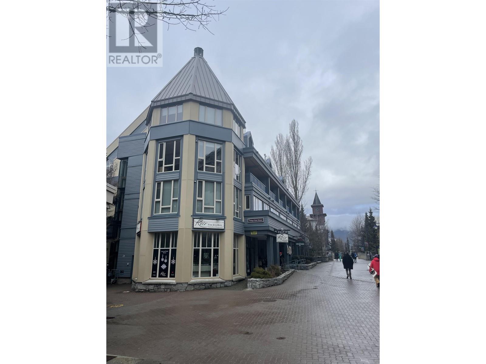 203 Wk8-4321 VILLAGE GATE, Whistler