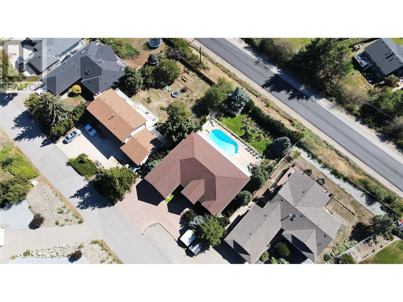  6097 Beatrice Road, Peachland