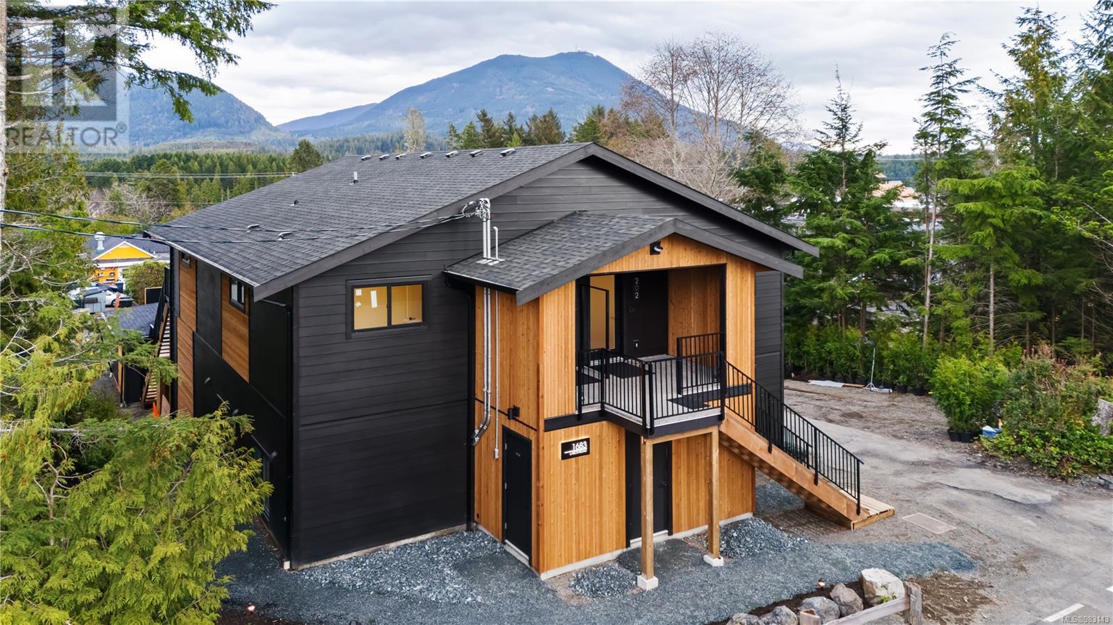 101 1683 Larch Rd, Ucluelet