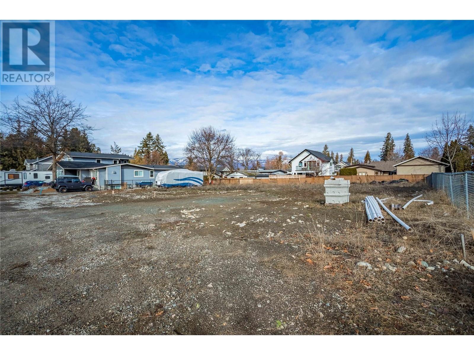  636 McClure Road, Kelowna