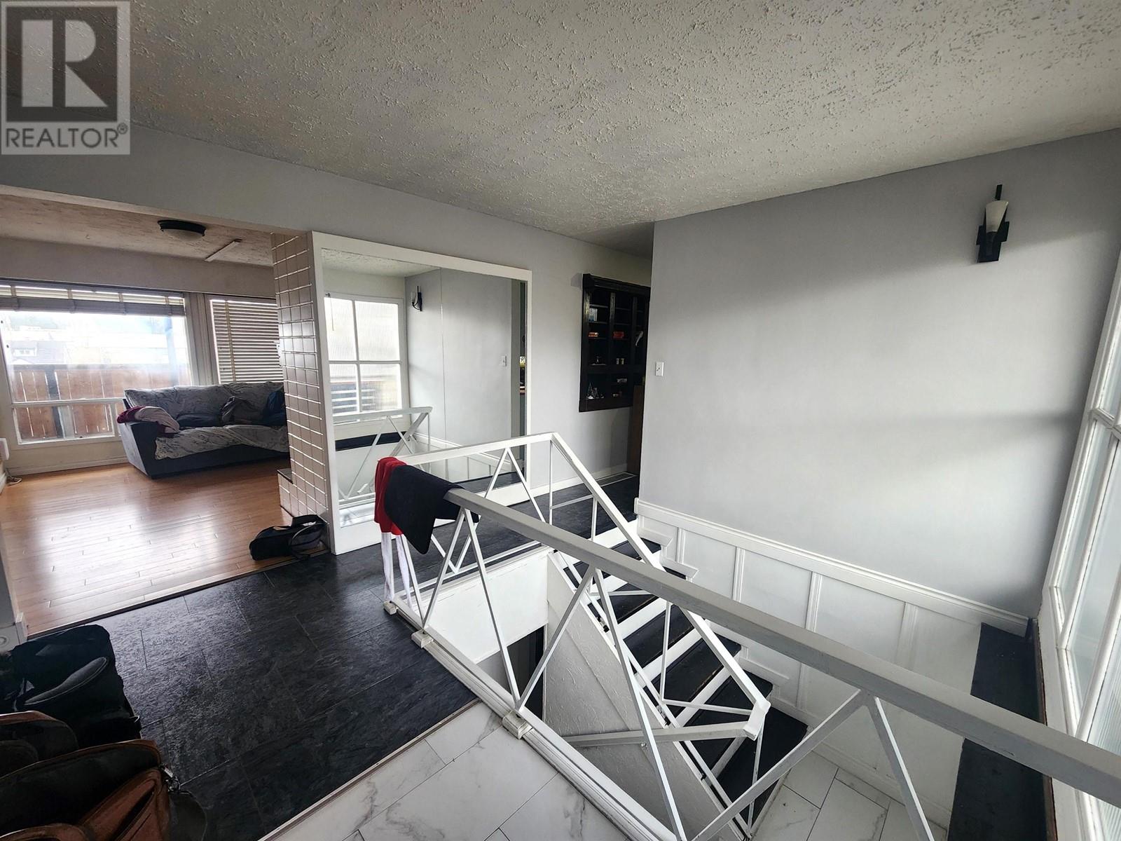 Photo 5 of 2189 Mcbride Crescent, Prince George BC