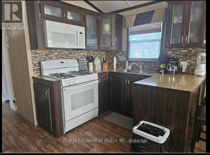 Photo 15 of 45 Quarry View Village, Port Colborne ON