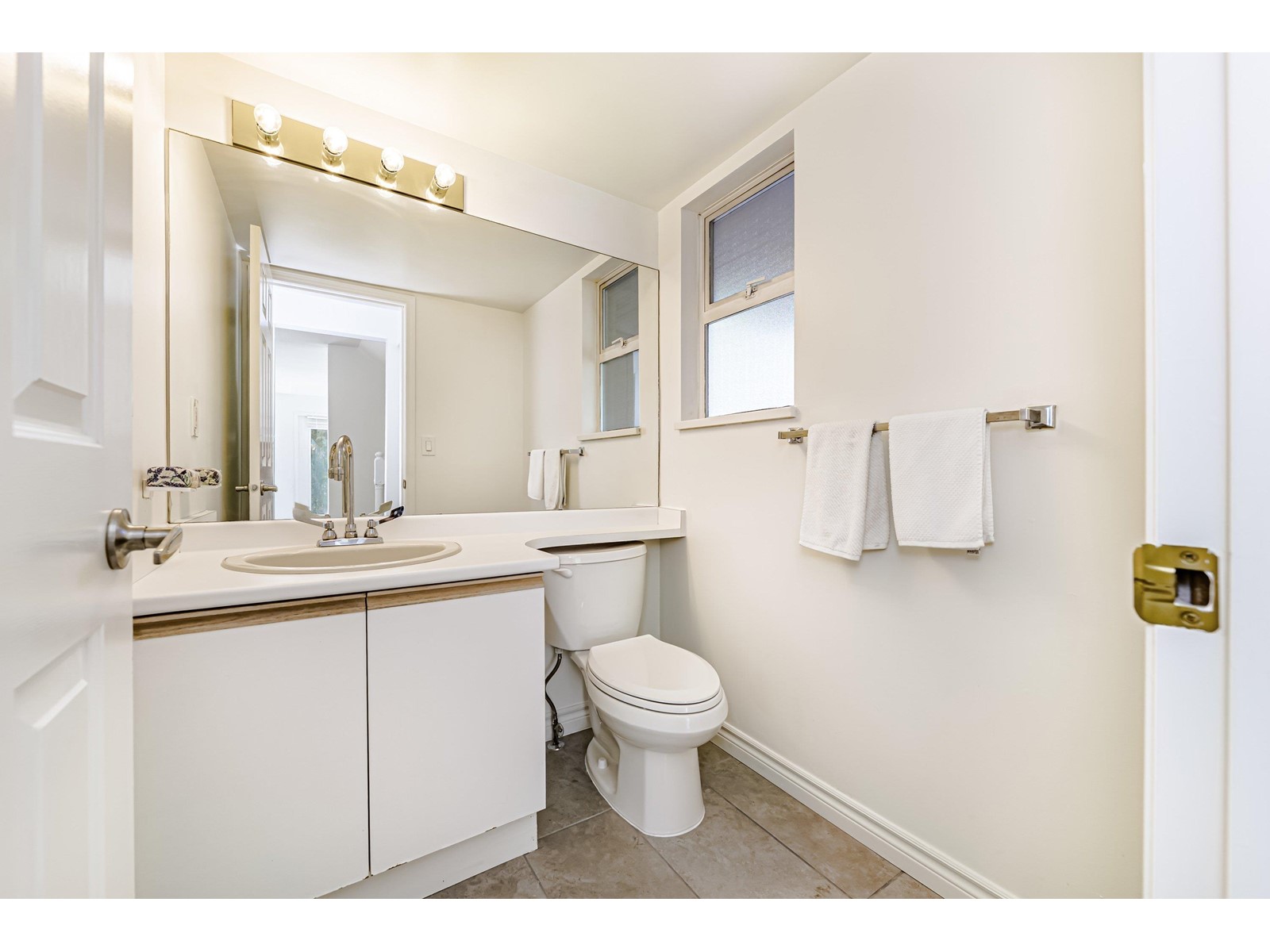 113 10538 153 STREET, Surrey real estate listing R2972113