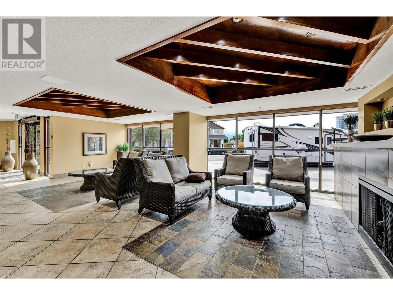 546 654 Cook Road, Kelowna