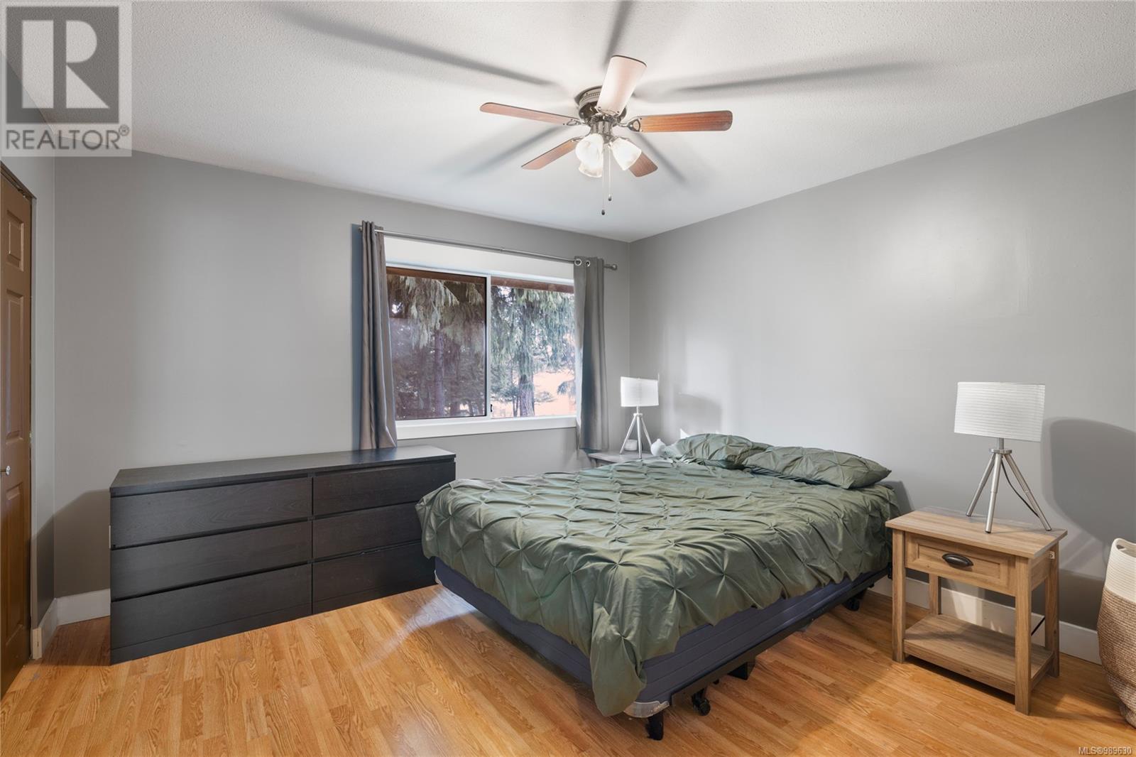 Photo 7 of 6055 Pleasant Valley Way, Nanaimo BC