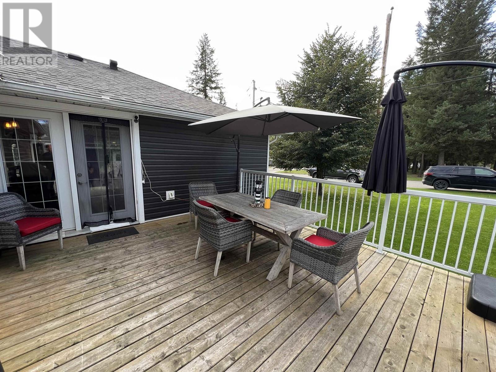 913 JOHNSTON AVENUE, Quesnel