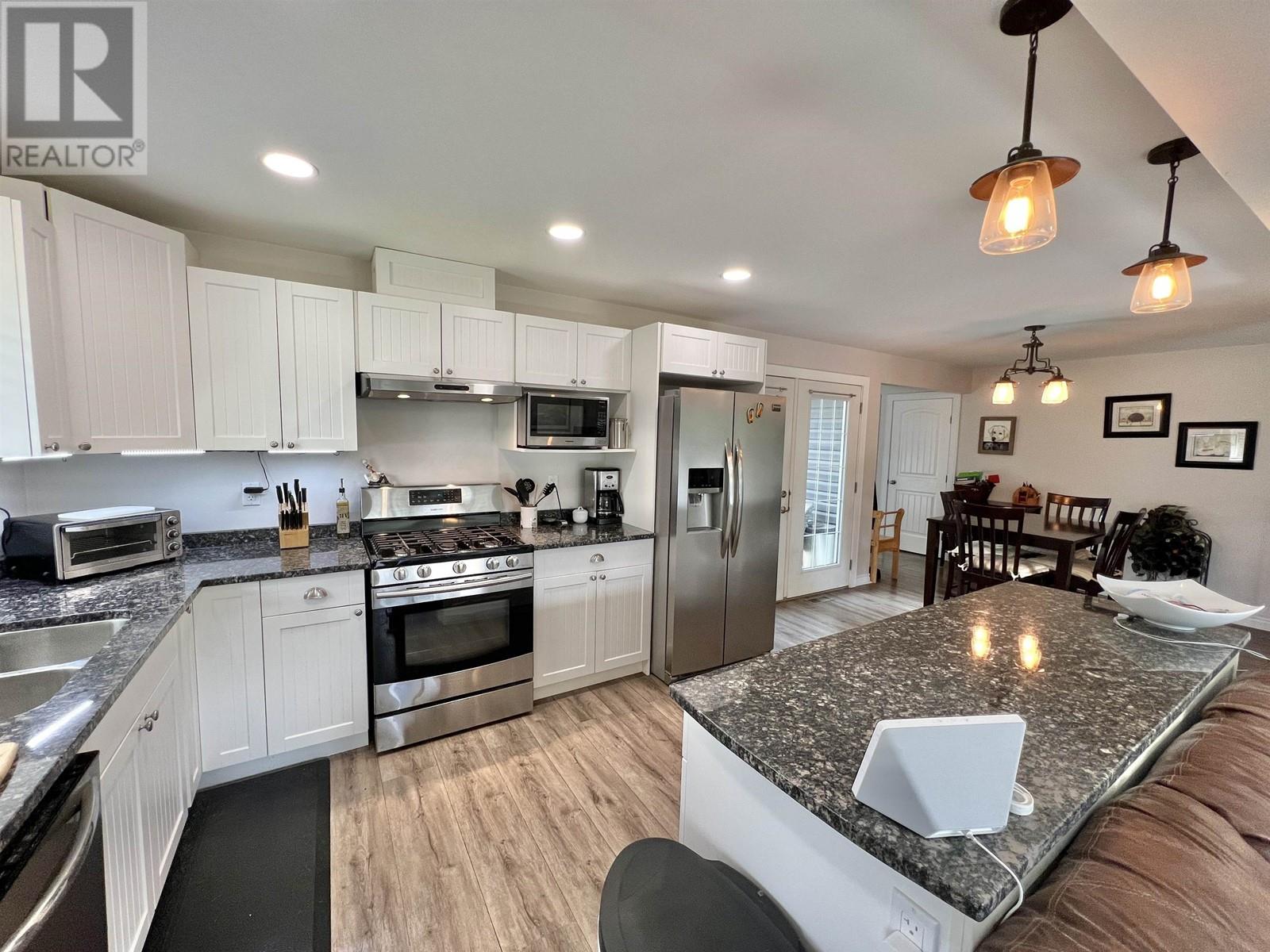 913 JOHNSTON AVENUE, Quesnel