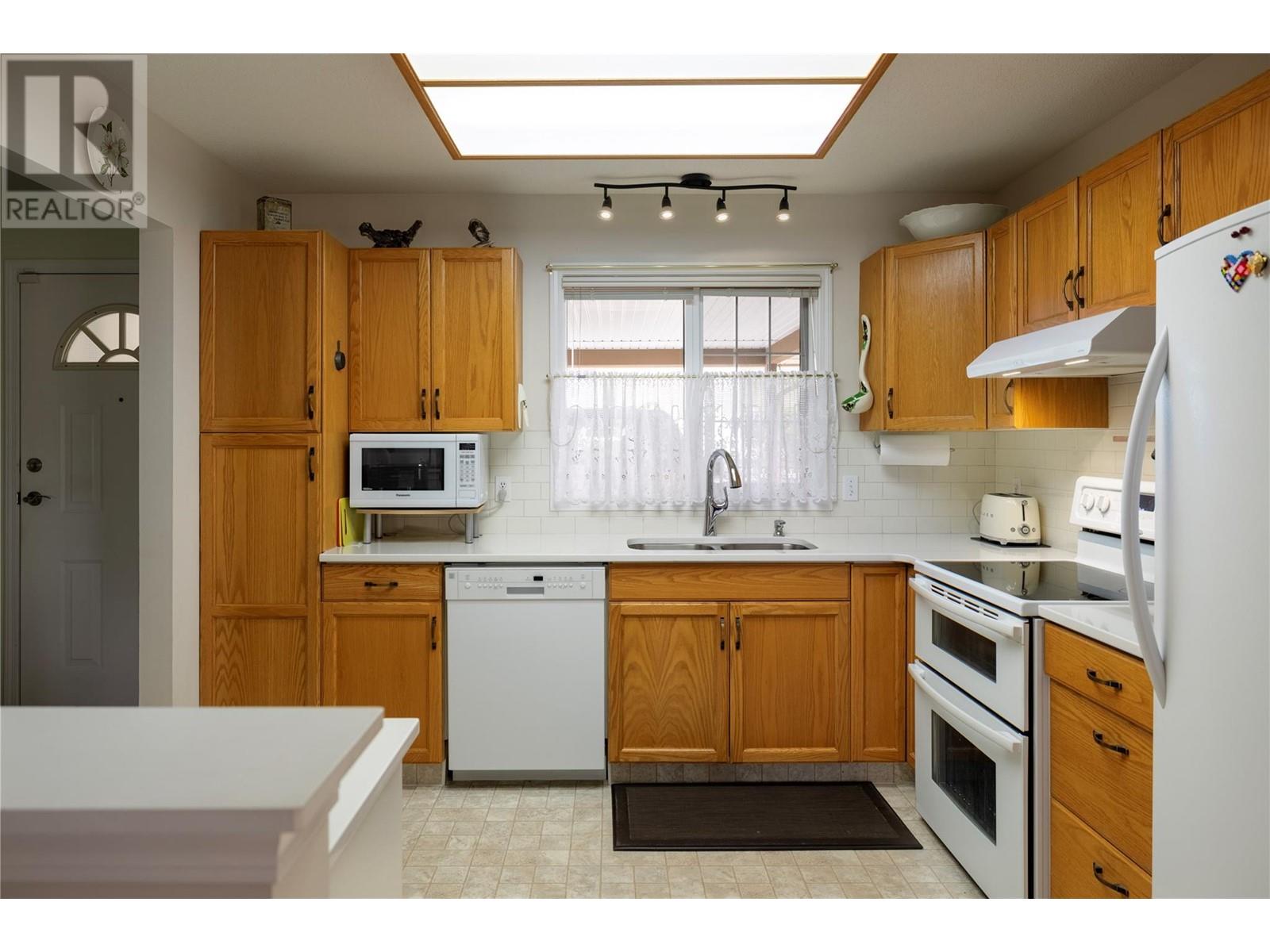 17 3930 20 Street, Vernon