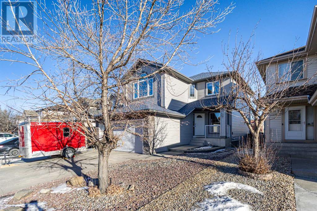 Single Family House for Sale in  Simcoe Circle SW Signal Hill Calgary 