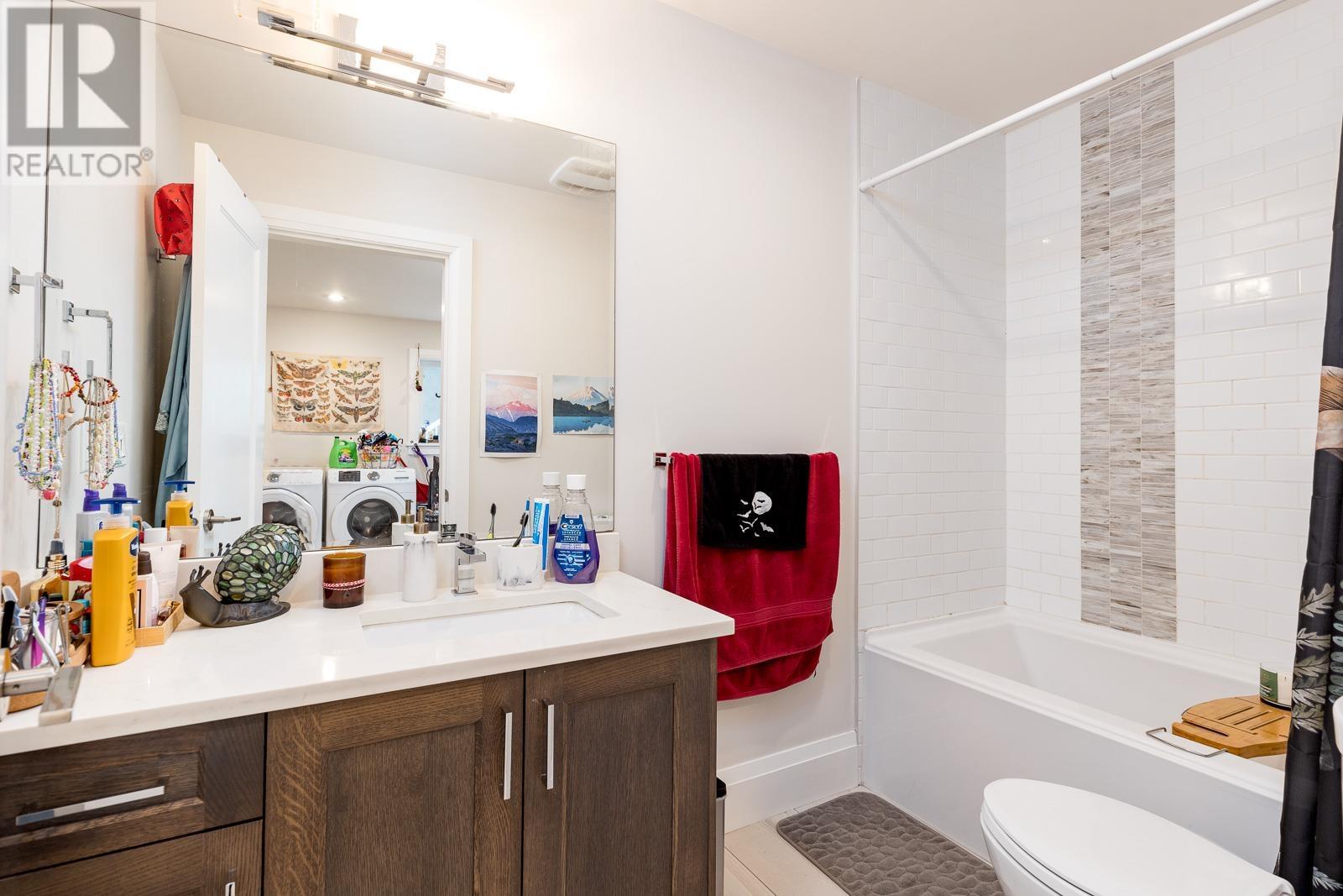 1393 GREENBRIAR WAY, North Vancouver real estate listing R2972706
