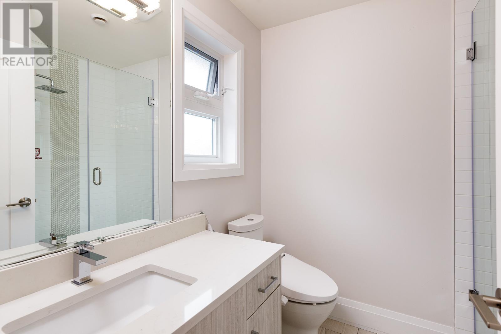 1393 GREENBRIAR WAY, North Vancouver real estate listing R2972706