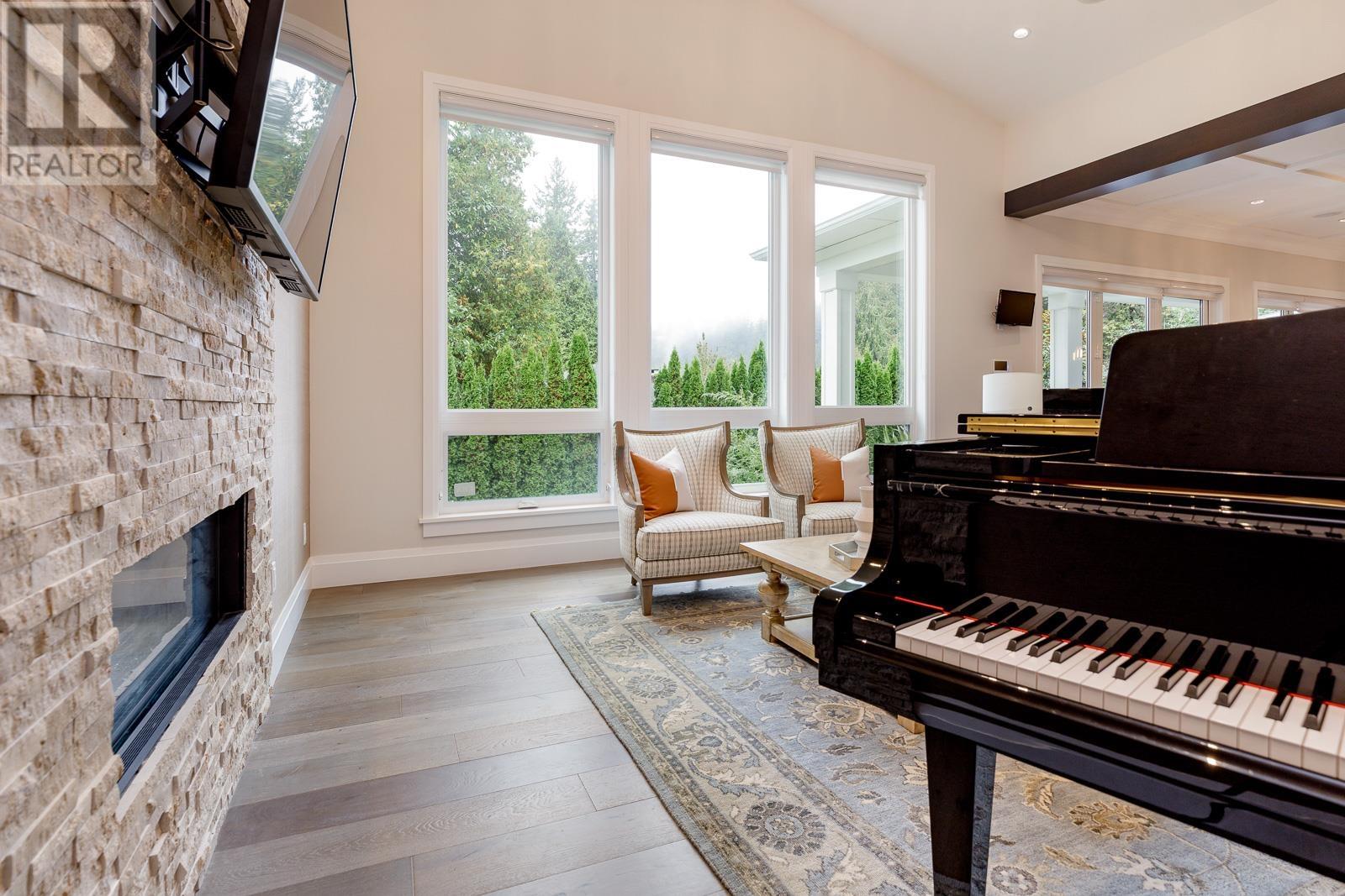 1393 GREENBRIAR WAY, North Vancouver real estate listing R2972706