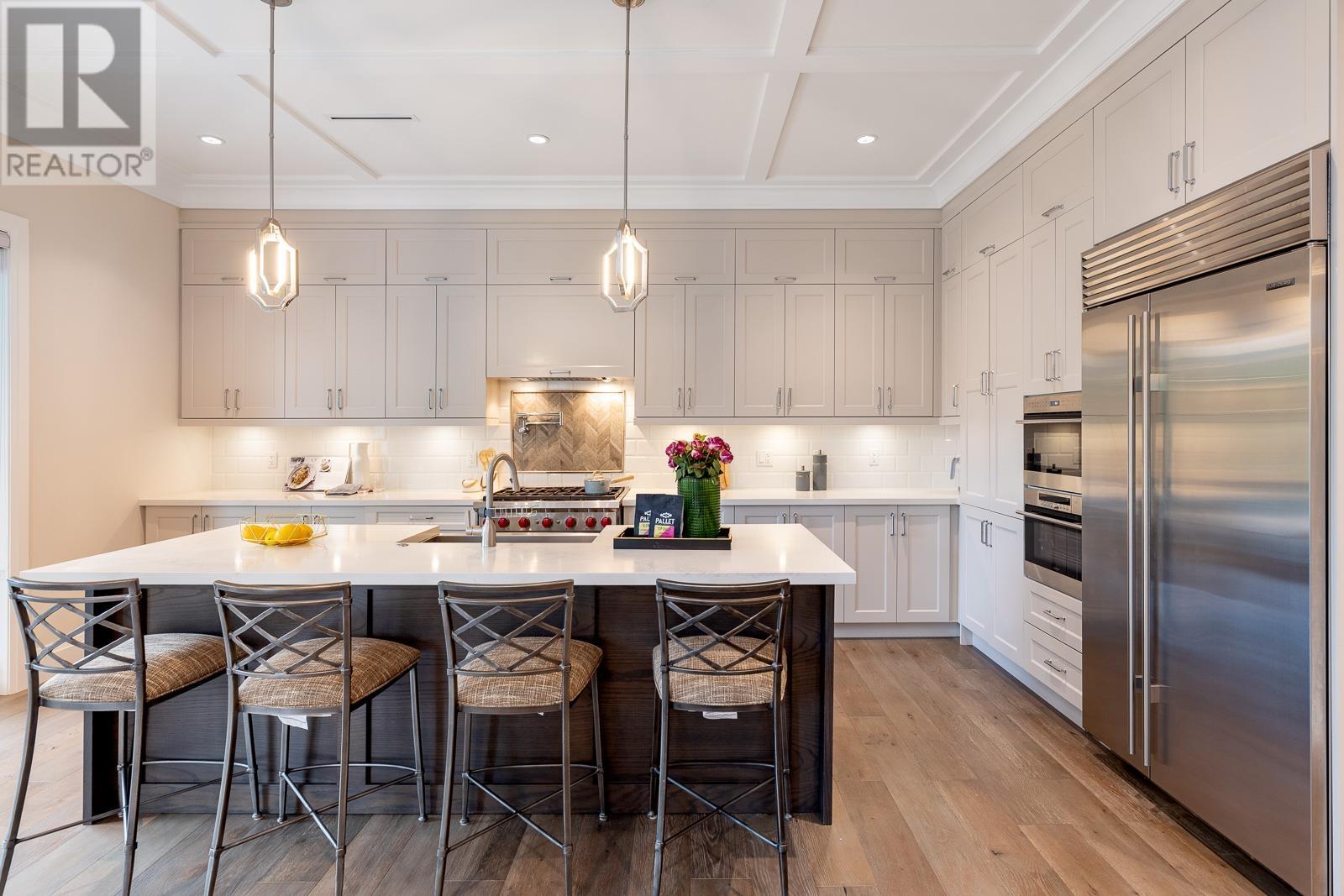 1393 GREENBRIAR WAY, North Vancouver real estate listing R2972706