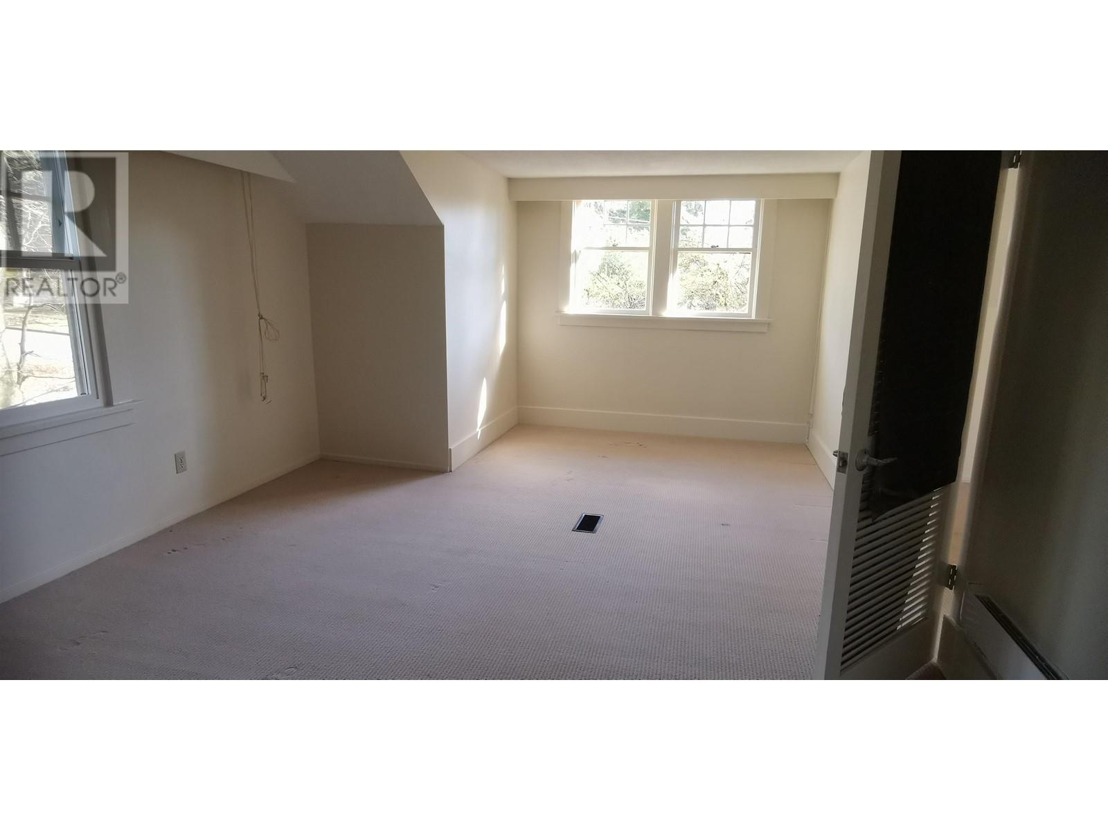 5631 BLENHEIM STREET, Vancouver