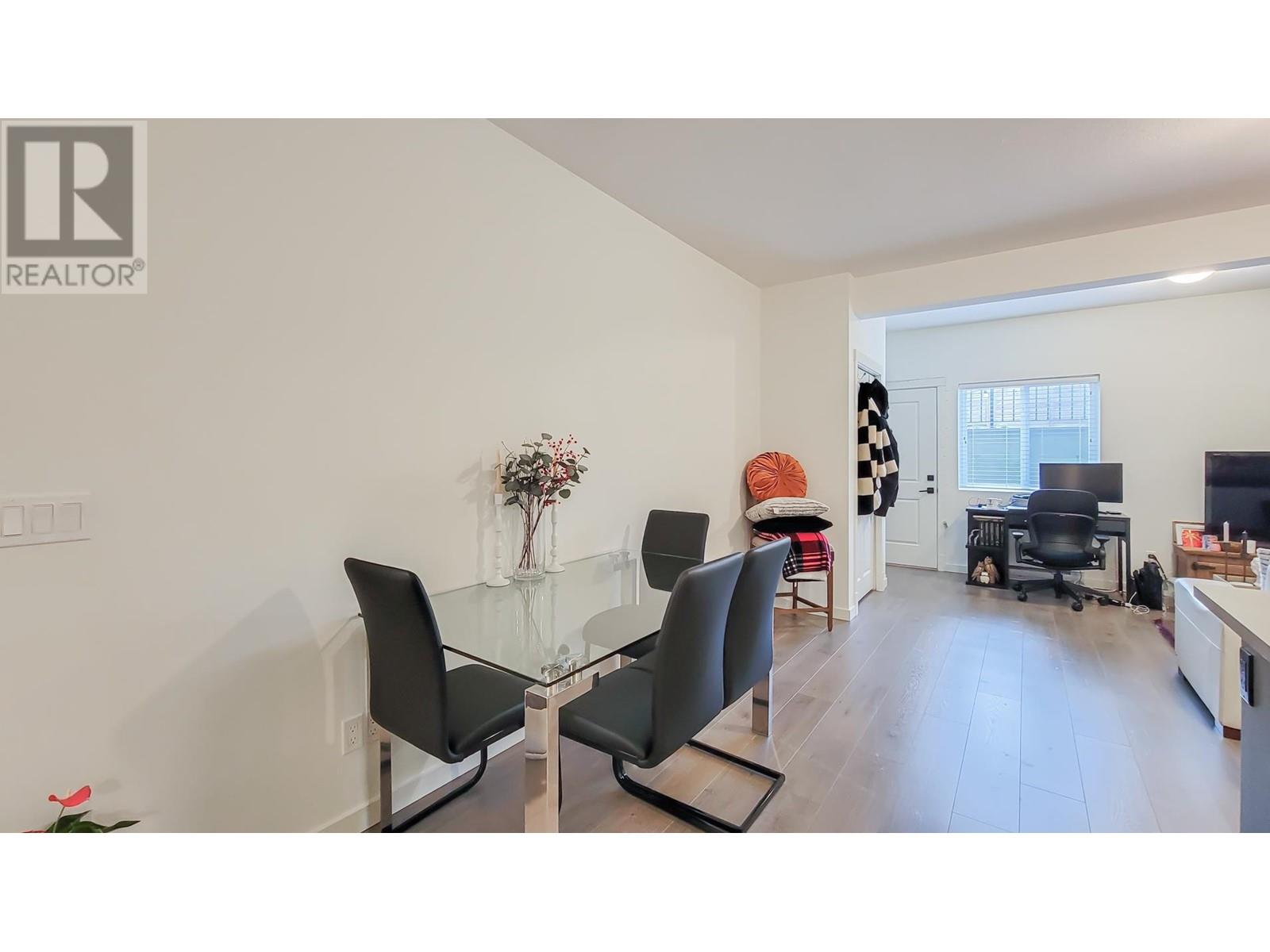Photo 35 of 24670 106 Avenue, Maple Ridge BC