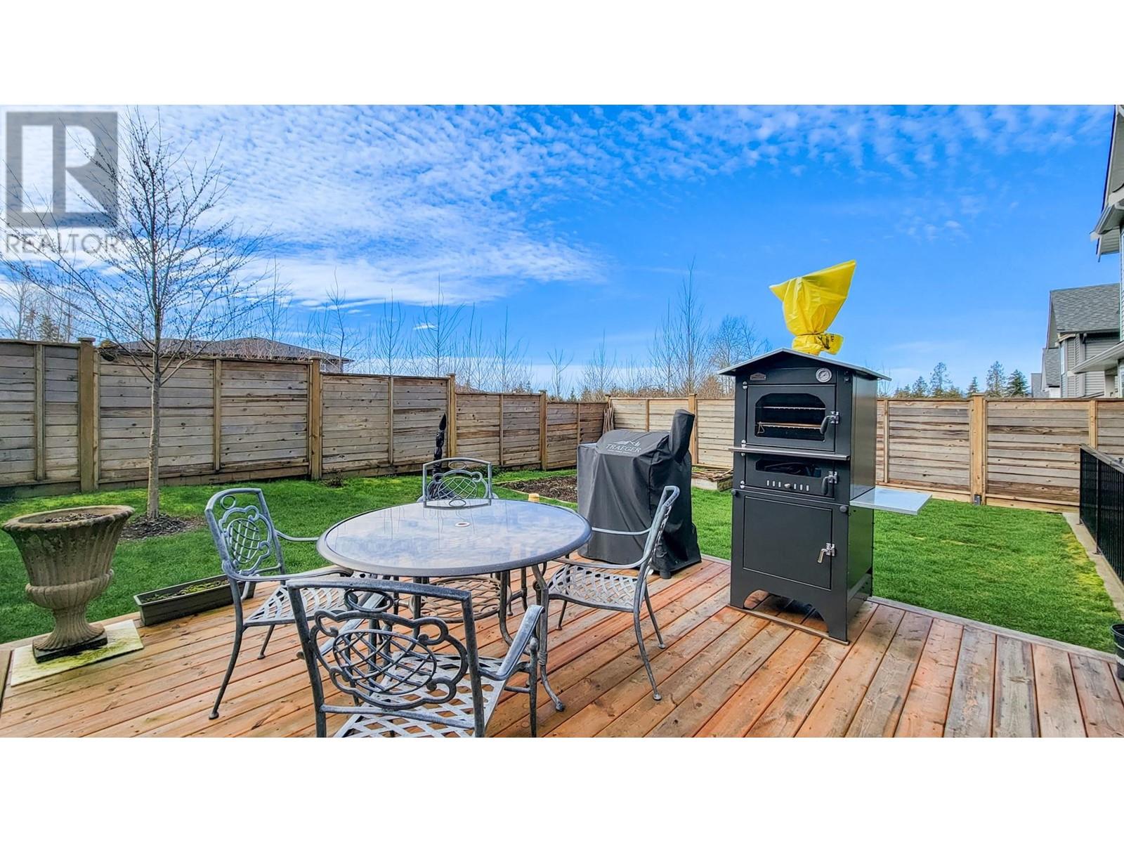 Photo 6 of 24670 106 Avenue, Maple Ridge BC