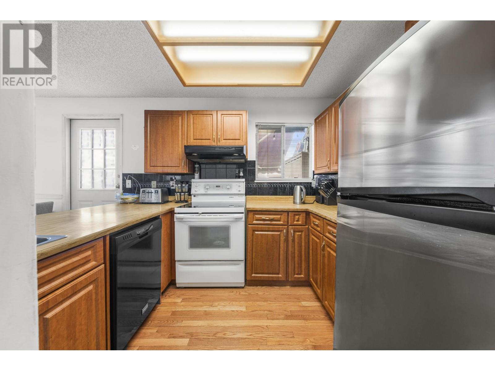 18 3384 COAST MERIDIAN ROAD, Port Coquitlam real estate listing R2969920