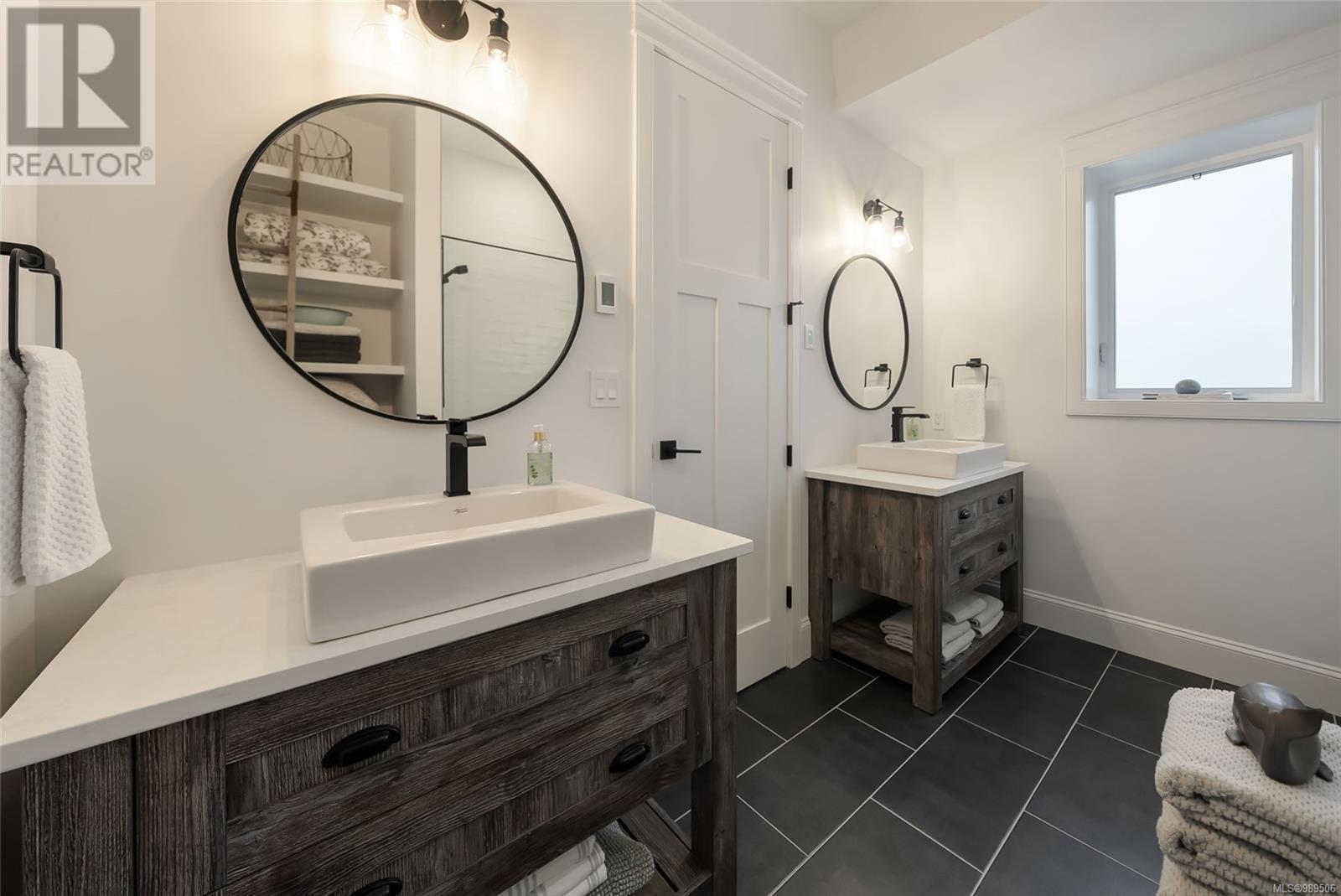 754 Nelson Rd, Campbell River real estate listing 989506