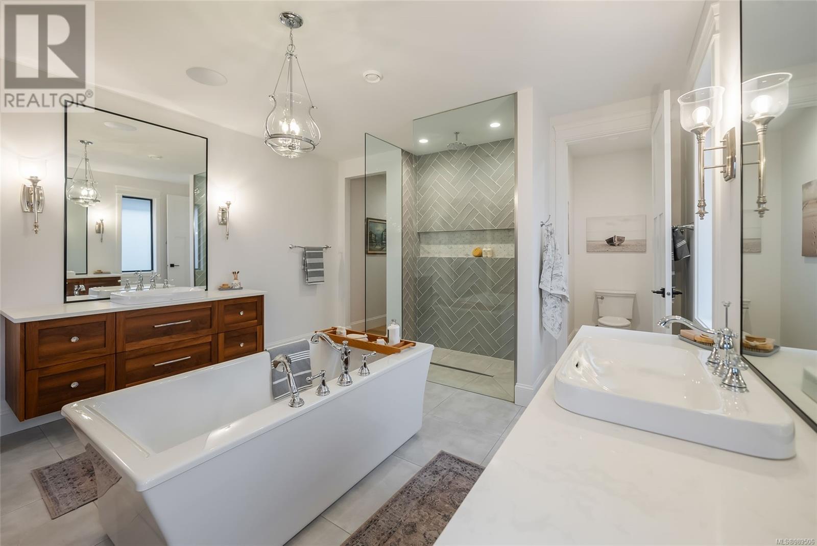 754 Nelson Rd, Campbell River real estate listing 989506