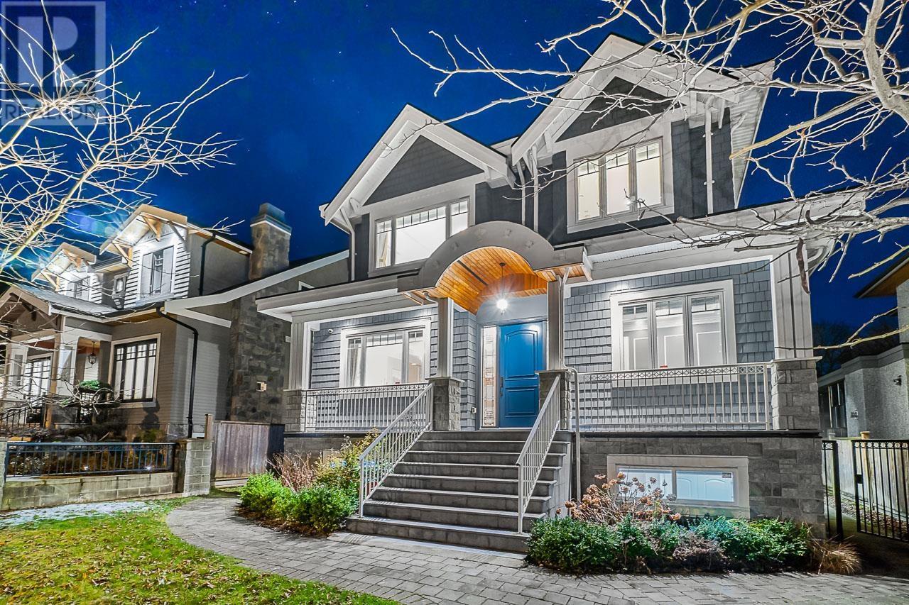 Photo 17 of 3741 W 37th Avenue, Vancouver BC