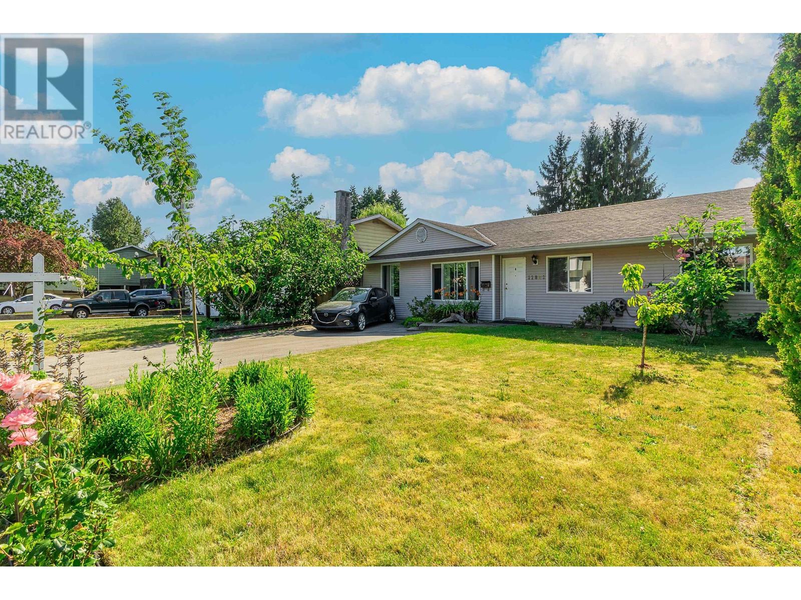 Photo 18 of 11861 Gee Street, Maple Ridge BC