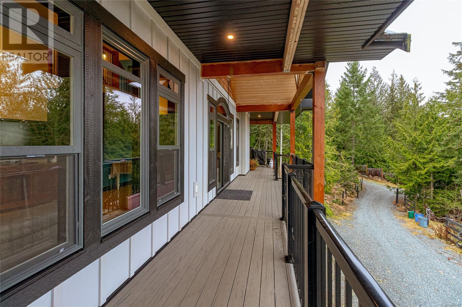 1780 Wesley Ridge Pl, Qualicum Beach