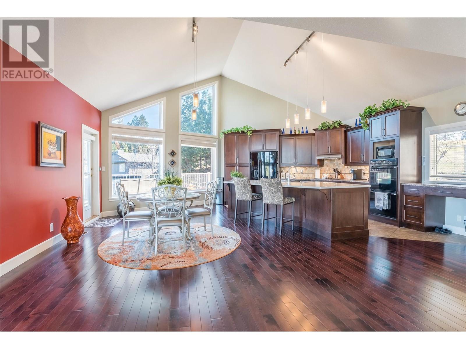  136 Sumac Ridge Drive, Summerland
