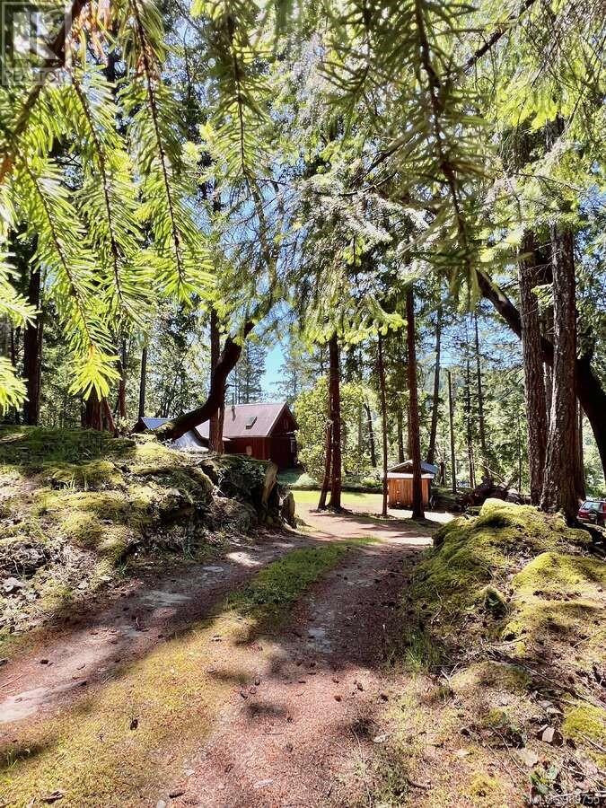 Photo 2 of 231 Halibut Hill Rd, Mudge Island BC