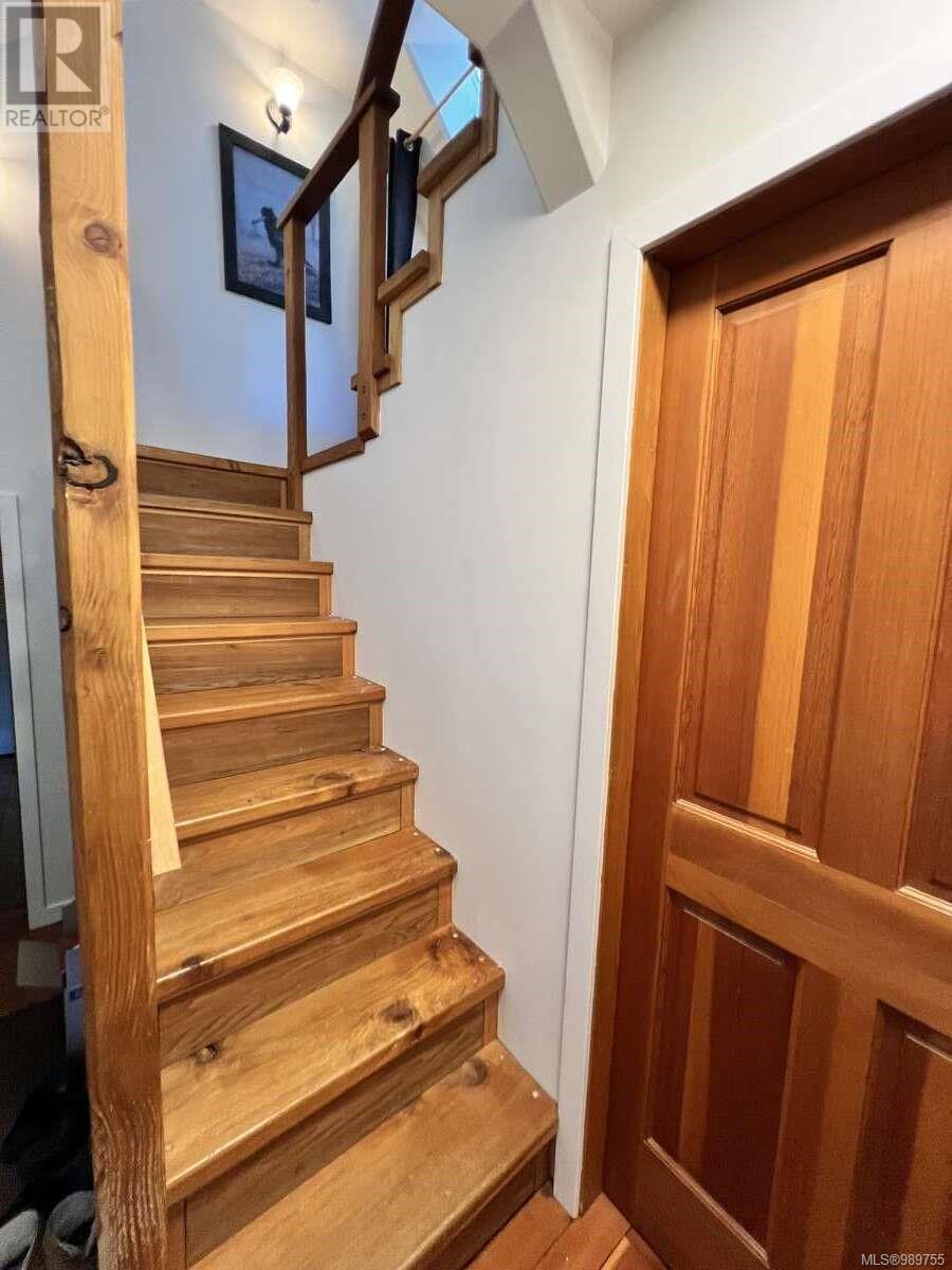 Photo 22 of 231 Halibut Hill Rd, Mudge Island BC